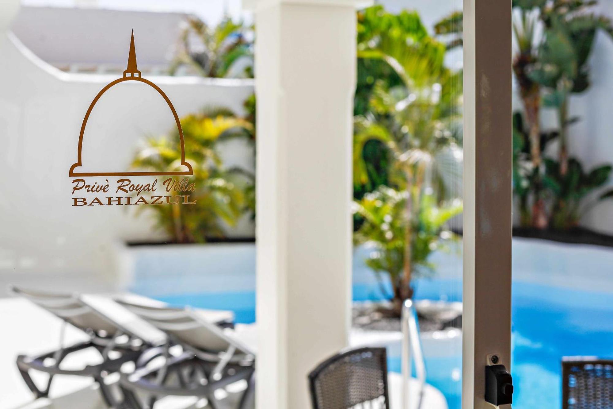 Prive Royal Villa Bahiazul คอร์ราเลโฮ ภายนอก รูปภาพ