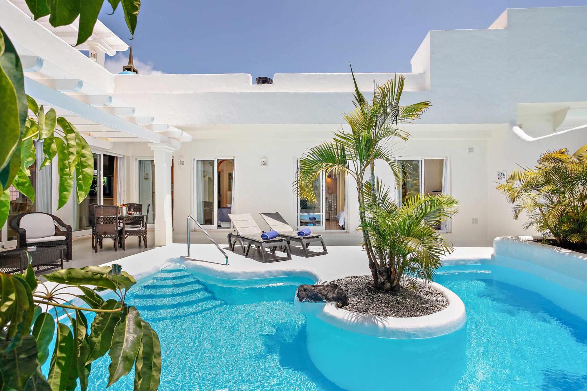 Prive Royal Villa Bahiazul คอร์ราเลโฮ ภายนอก รูปภาพ