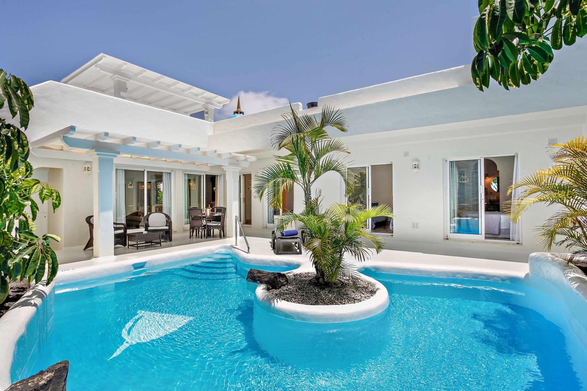 Prive Royal Villa Bahiazul คอร์ราเลโฮ ภายนอก รูปภาพ